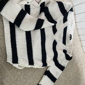 Fate black and white Size Large